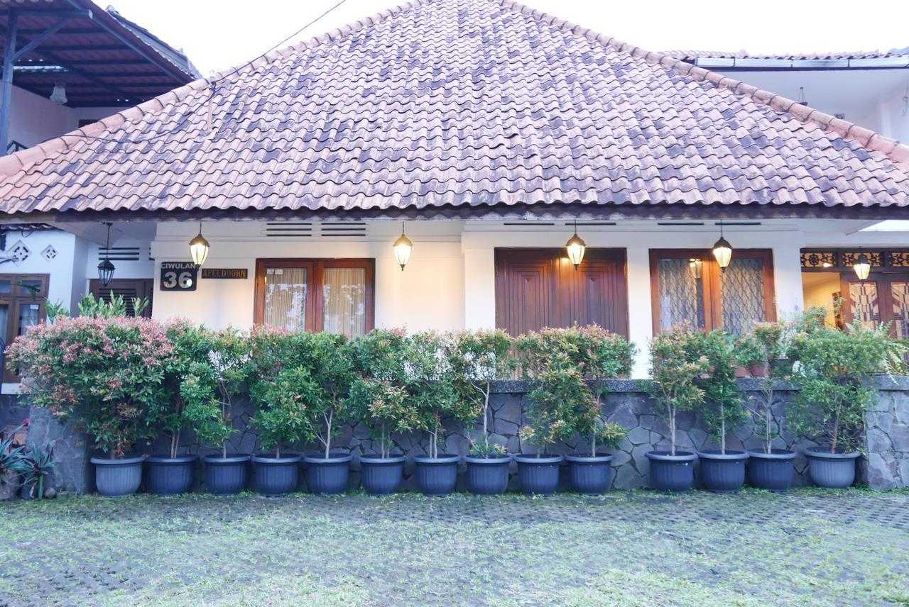 Ciwulan 36 Guest House Bandung Dış mekan fotoğraf